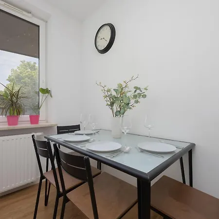 Appartamento Spacious With Parking Next To Metro By Renters *