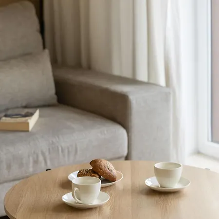 Appartement Spacious With Parking Next To Metro By Renters *