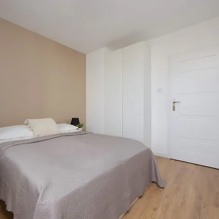 Apartamento Spacious With Parking Next To Metro By Renters *