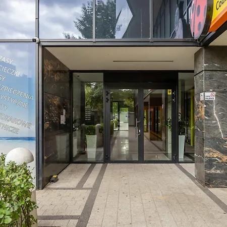 Apartamento Spacious With Parking Next To Metro By Renters